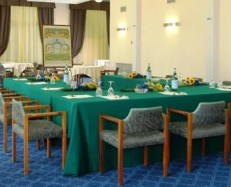Hotel Cristallino & Suites 4*